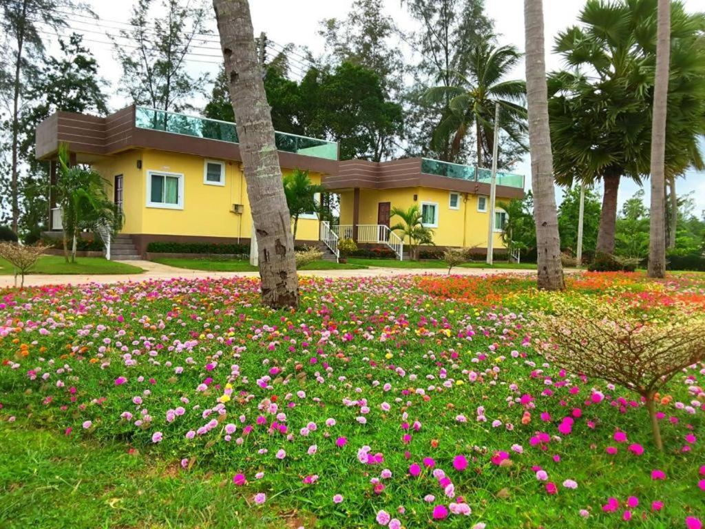 Hadthong Resort Pak Phayun Eksteriør billede